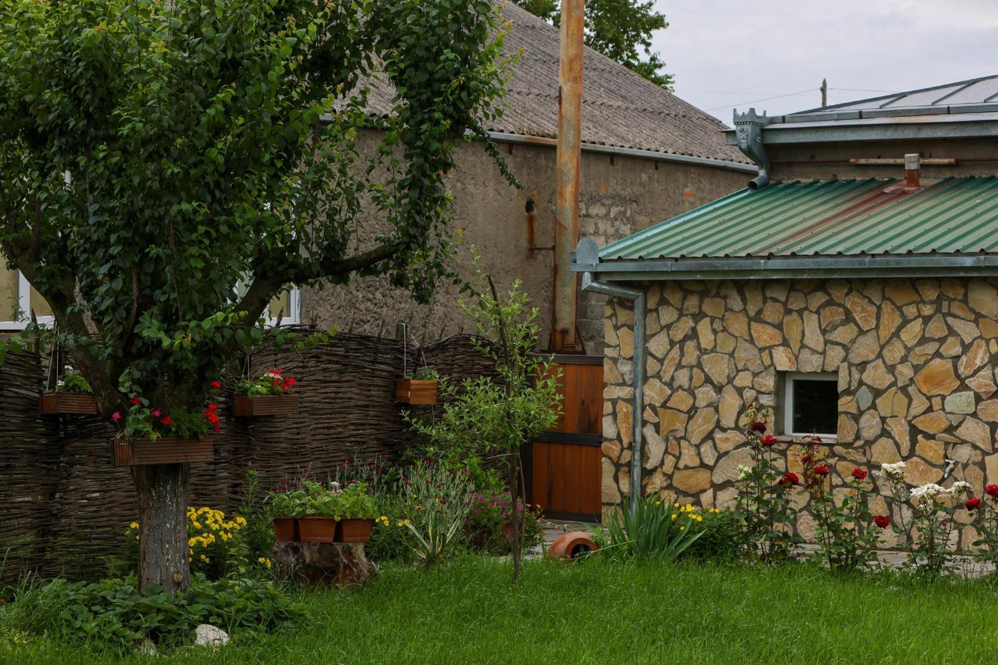 Alvani Inn K'vemo Alvani Exterior photo