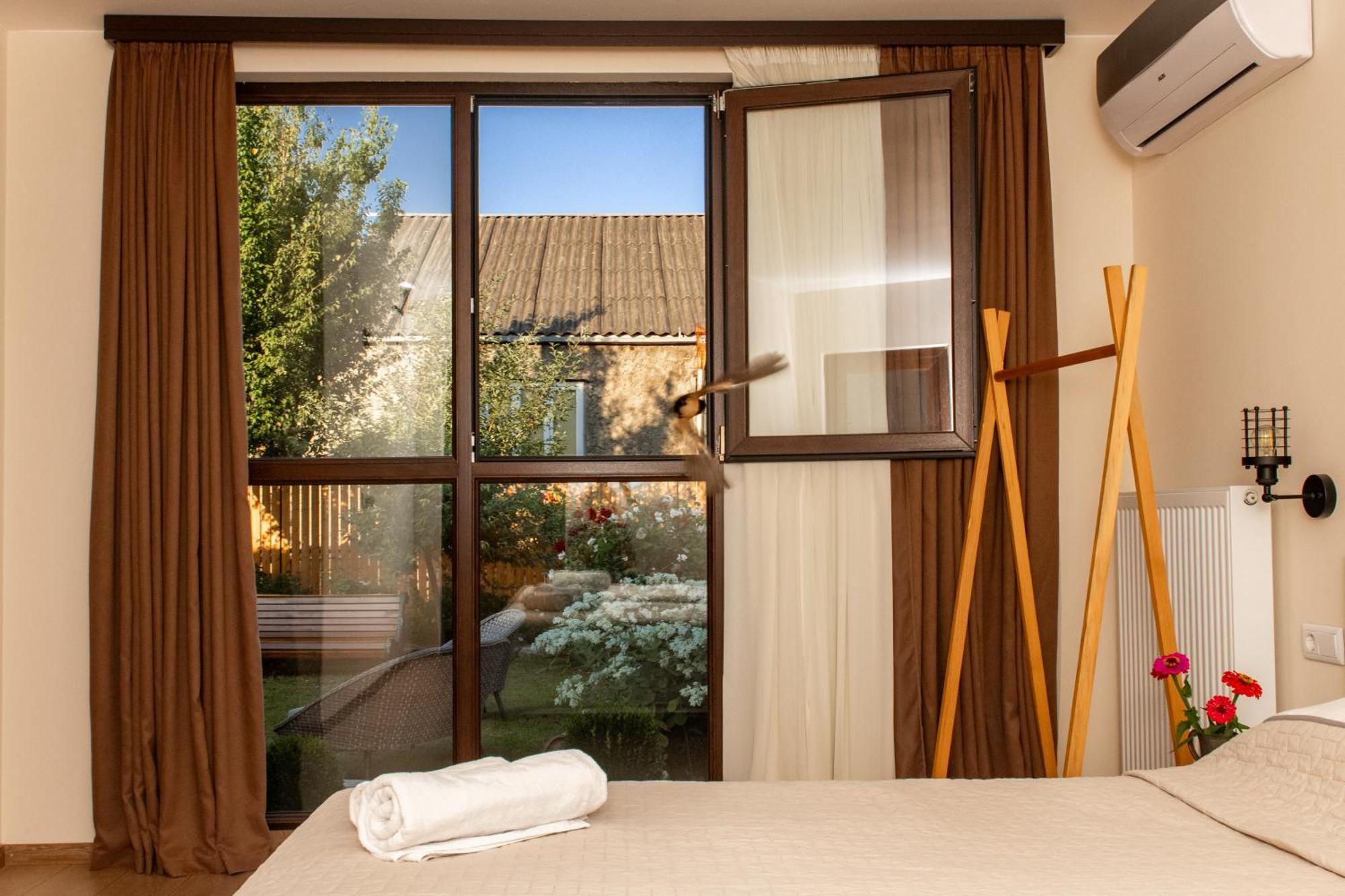 Alvani Inn K'vemo Alvani Exterior photo